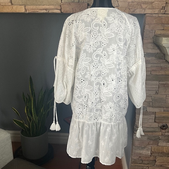 Anthropologie Maeve White Eyelet Romantic Ruffle Kimono Resortwear Cruise Travel - Picture 5 of 9